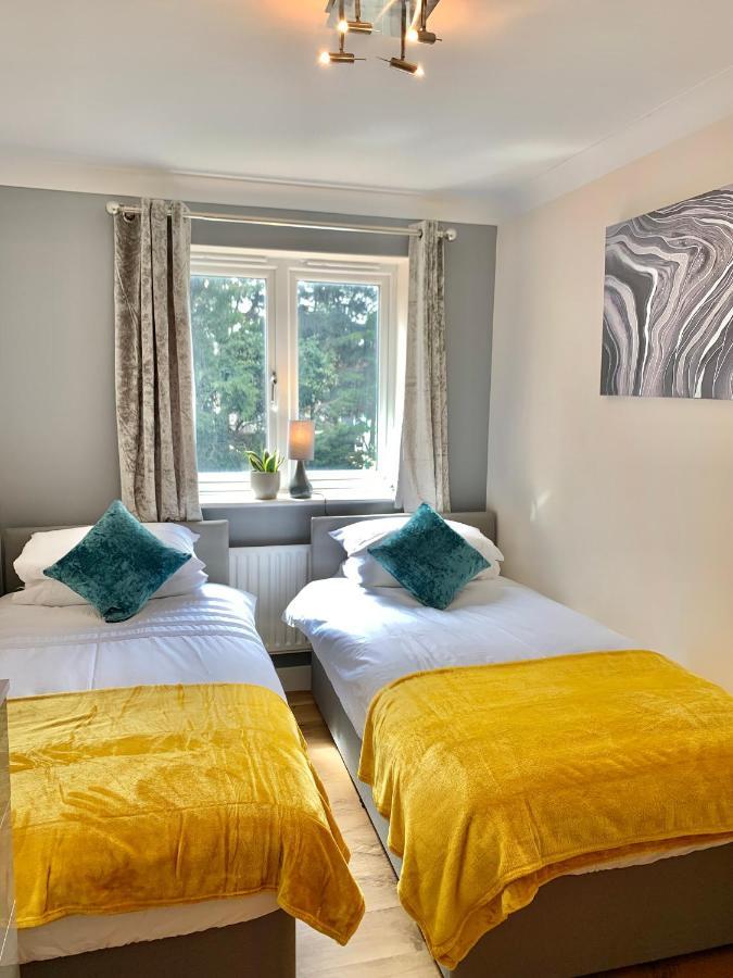 An Entire 2Beds, 2Bathrooms, Free Wifi, Free Parking, Risinghurst, Oxford Ngoại thất bức ảnh