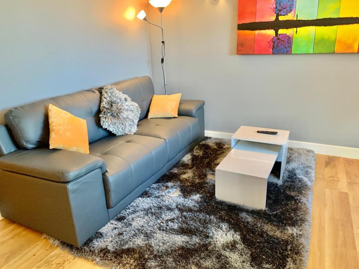 An Entire 2Beds, 2Bathrooms, Free Wifi, Free Parking, Risinghurst, Oxford Ngoại thất bức ảnh