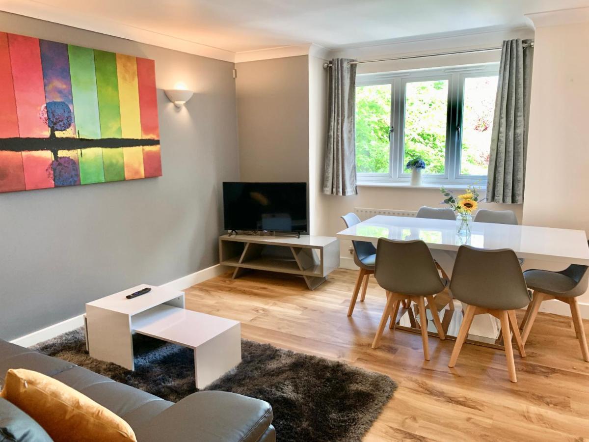 An Entire 2Beds, 2Bathrooms, Free Wifi, Free Parking, Risinghurst, Oxford Ngoại thất bức ảnh