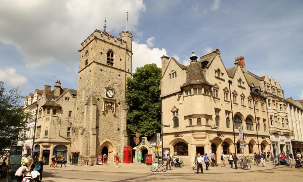 An Entire 2Beds, 2Bathrooms, Free Wifi, Free Parking, Risinghurst, Oxford Ngoại thất bức ảnh